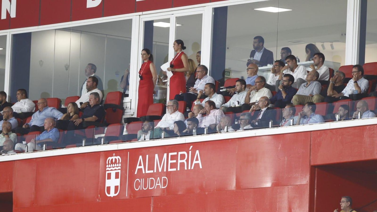Al igual que ante el Albacete, el presidente Al-Khereiji presenció el partido en el palco