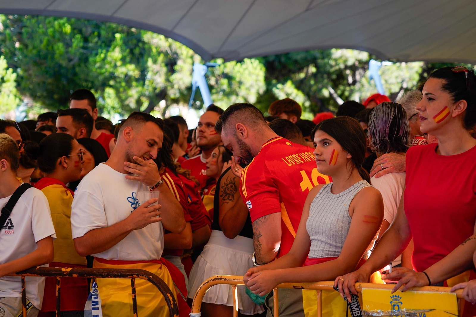 Imágenes del ambiente durante la final de la Eurocopa entre España e Inglaterra Imágenes del ambiente durante la final de la Eurocopa entre España e Inglaterra