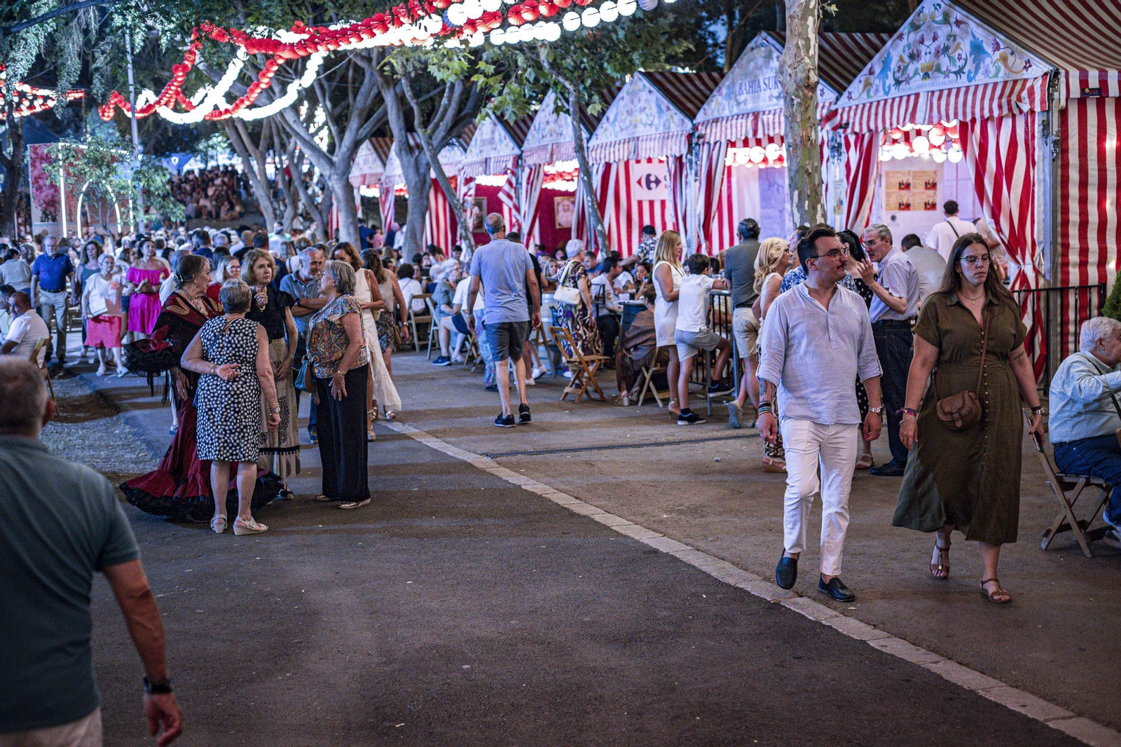 Búscate en las imágenes del jueves de la Feria del Carmen y de la Sal 2025 en San Fernando