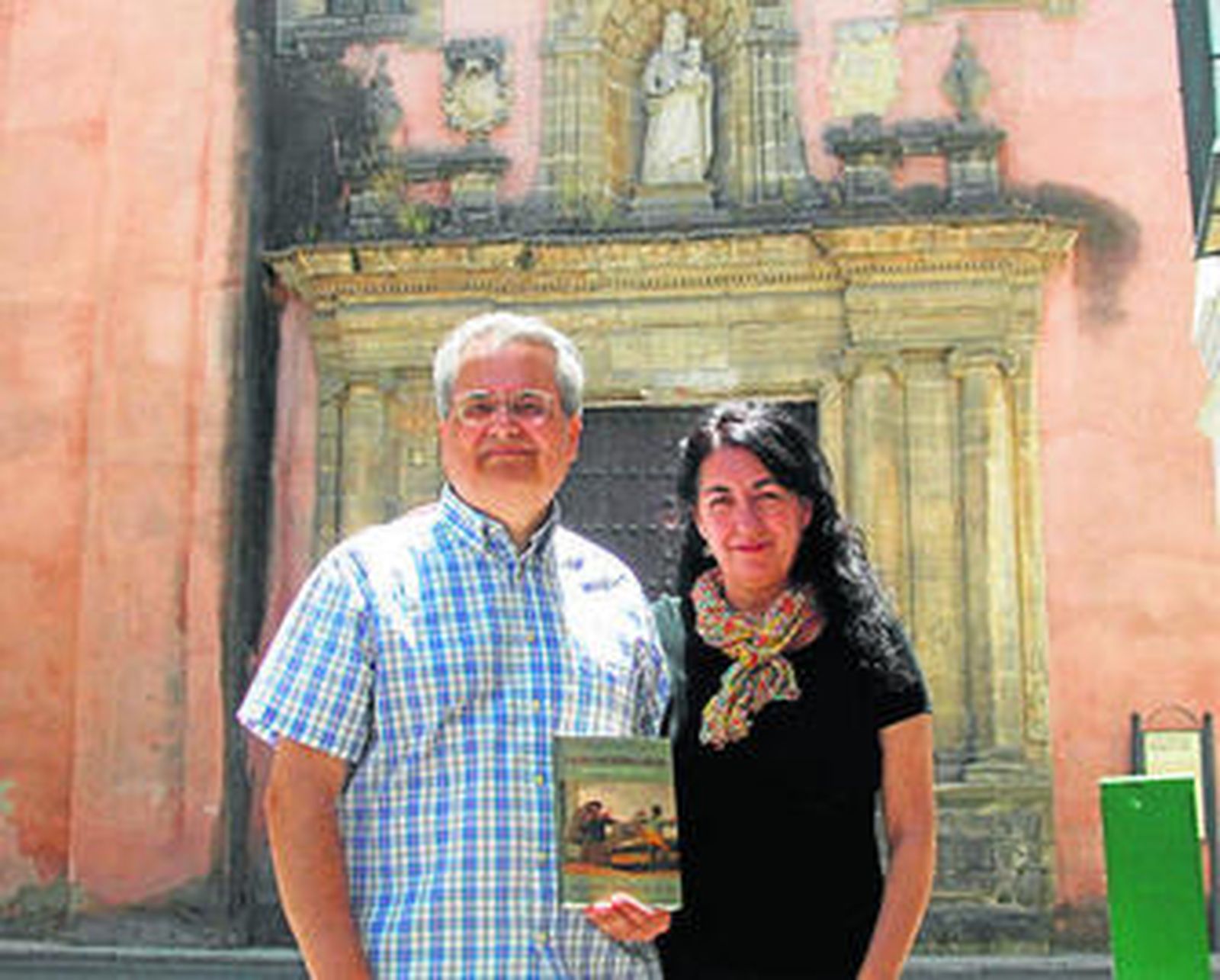 Salvador Daza y María Regla Prieto, fotografiados en Sanlúcar.