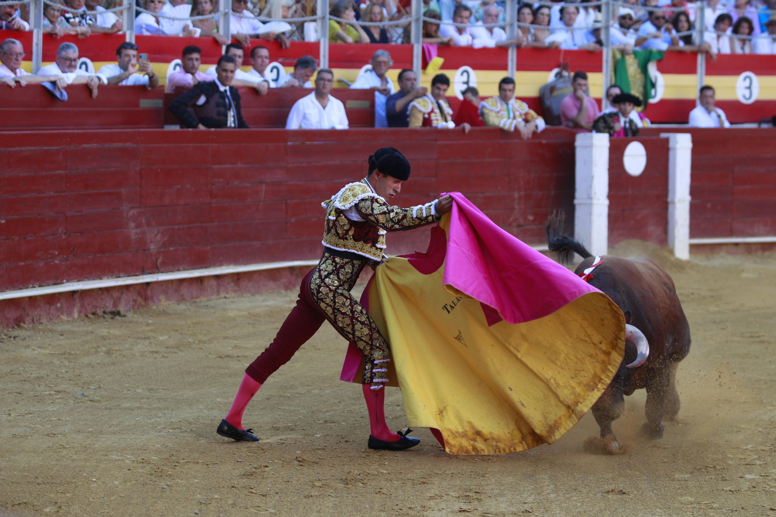 Triunfo del diestro Emilio de Justo en la Corrida de Toros de la Feria de Almería 2023
