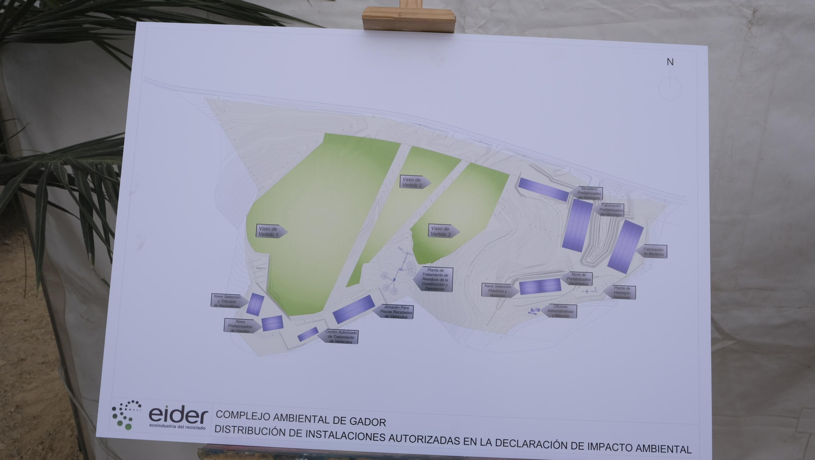 Imágenes de la inauguración de la planta de reciclado de residuos, en Gádor