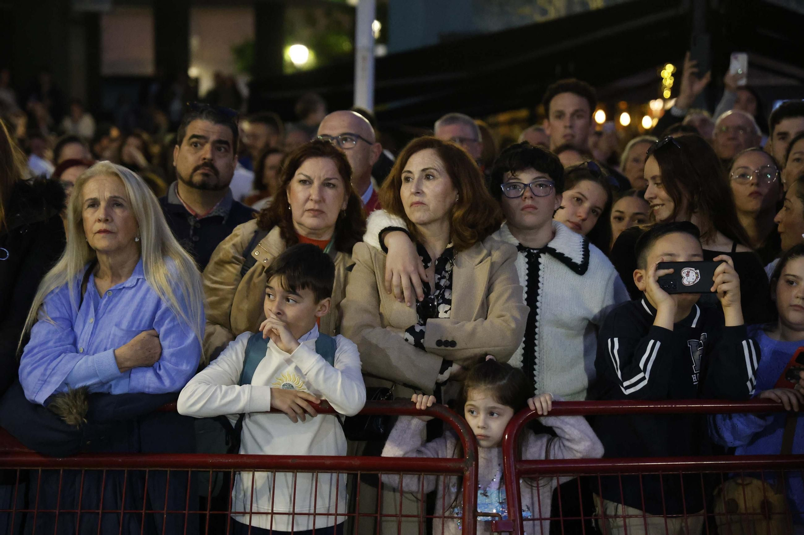 Fotos del Jueves Santo en La Línea: Perdón, Gran Poder y Angustias