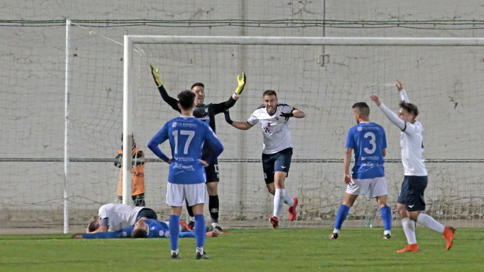 Imágenes del Xerez CD y CD Pozoblanco en el Pedro S. Garrido