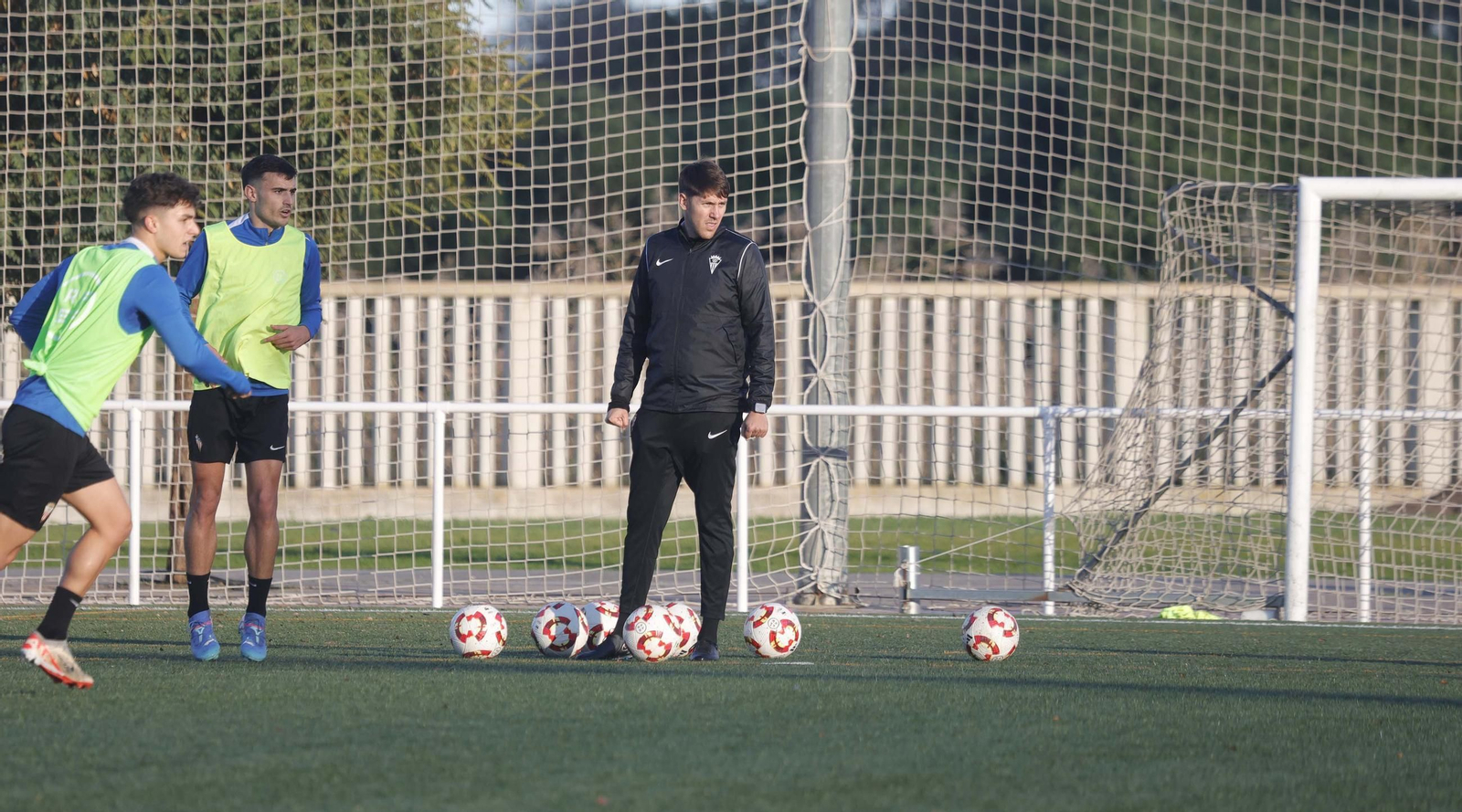 Fotos del primer entrenamiento de 2025 del Algeciras CF
