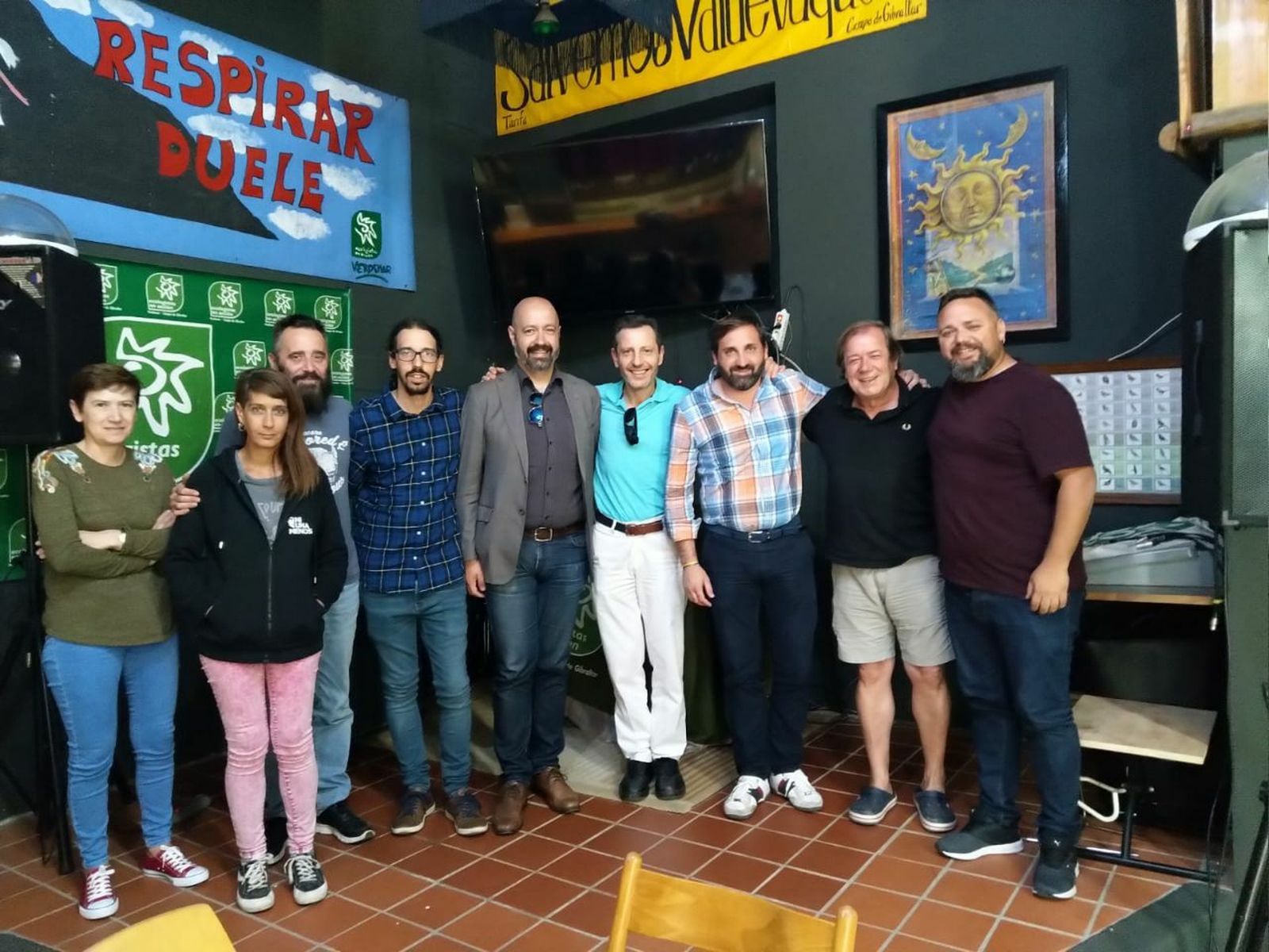 Miembros de Adelante Algeciras y Verdemar, en la sede del colectivo ecologista