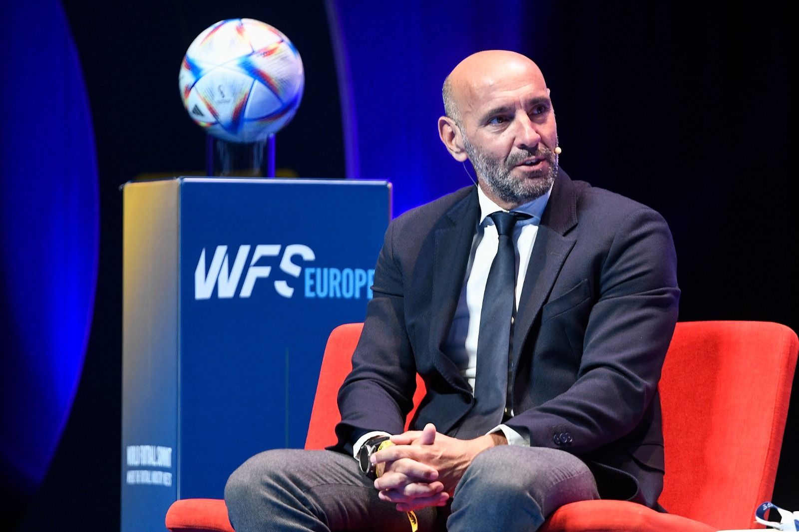Monchi, en su intervención en el World Football Summit 2022.