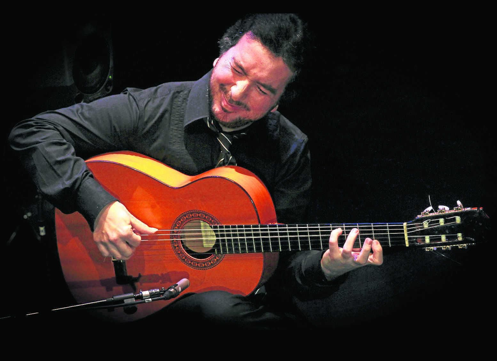 Alfredo Lagos presentó 'Sola guitarra' en el Lope de Vega.