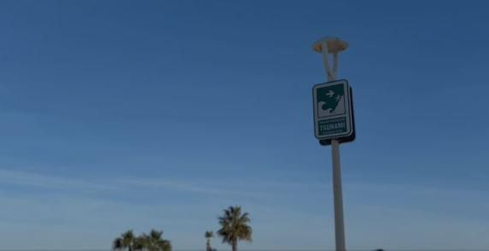 La alarma de tsunami suena en Chipiona como parte de un simulacro para concienciar a la población