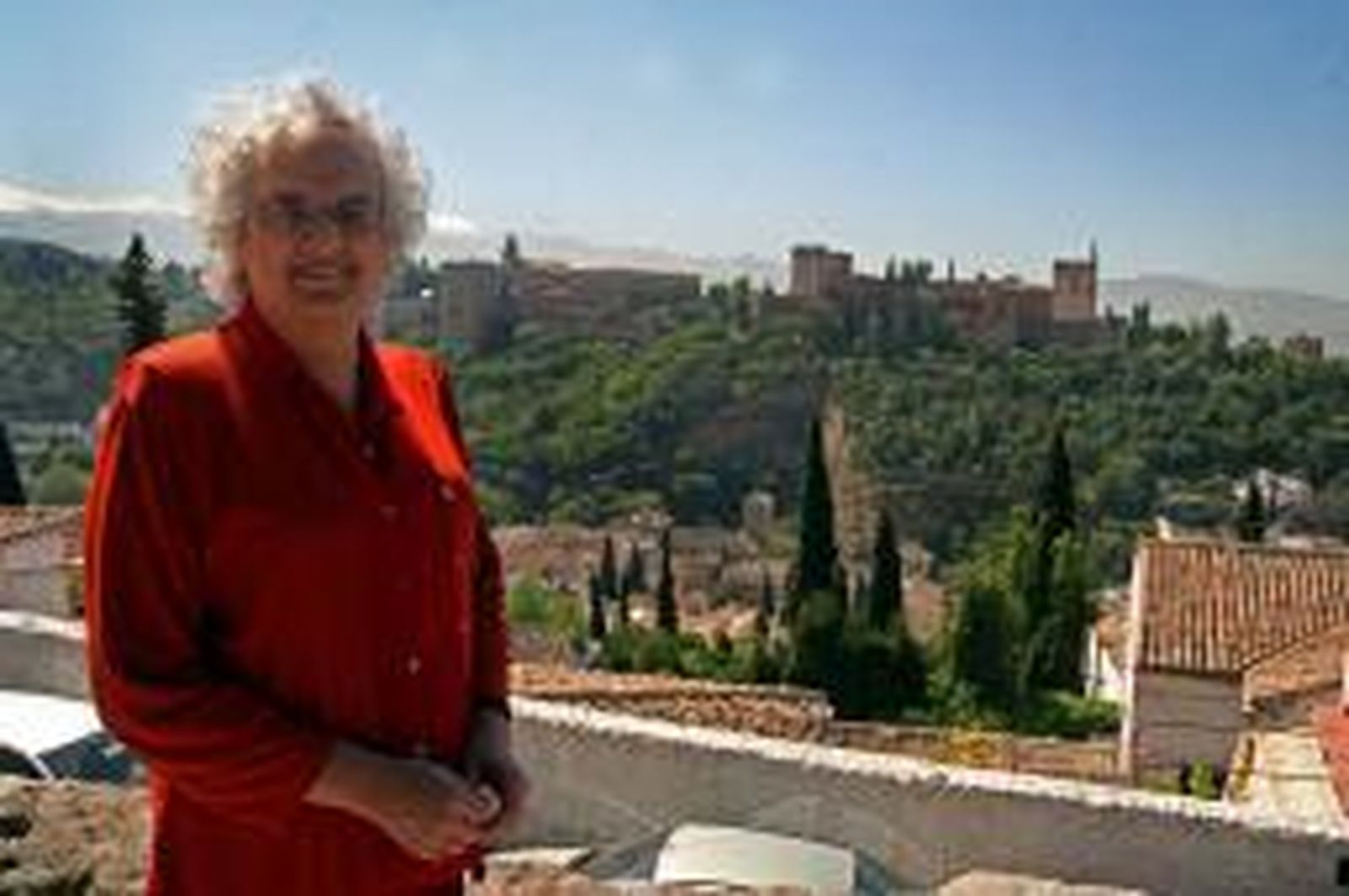 El Ministerio de Igualdad otorga la Medalla a la Promoción de los Valores de Igualdad a la activista granadina LGTBI Kim Pérez