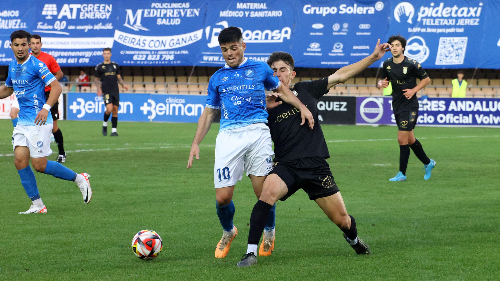 Xerez DFC - Ceuta B en el Municipal de Chapín en Jerez