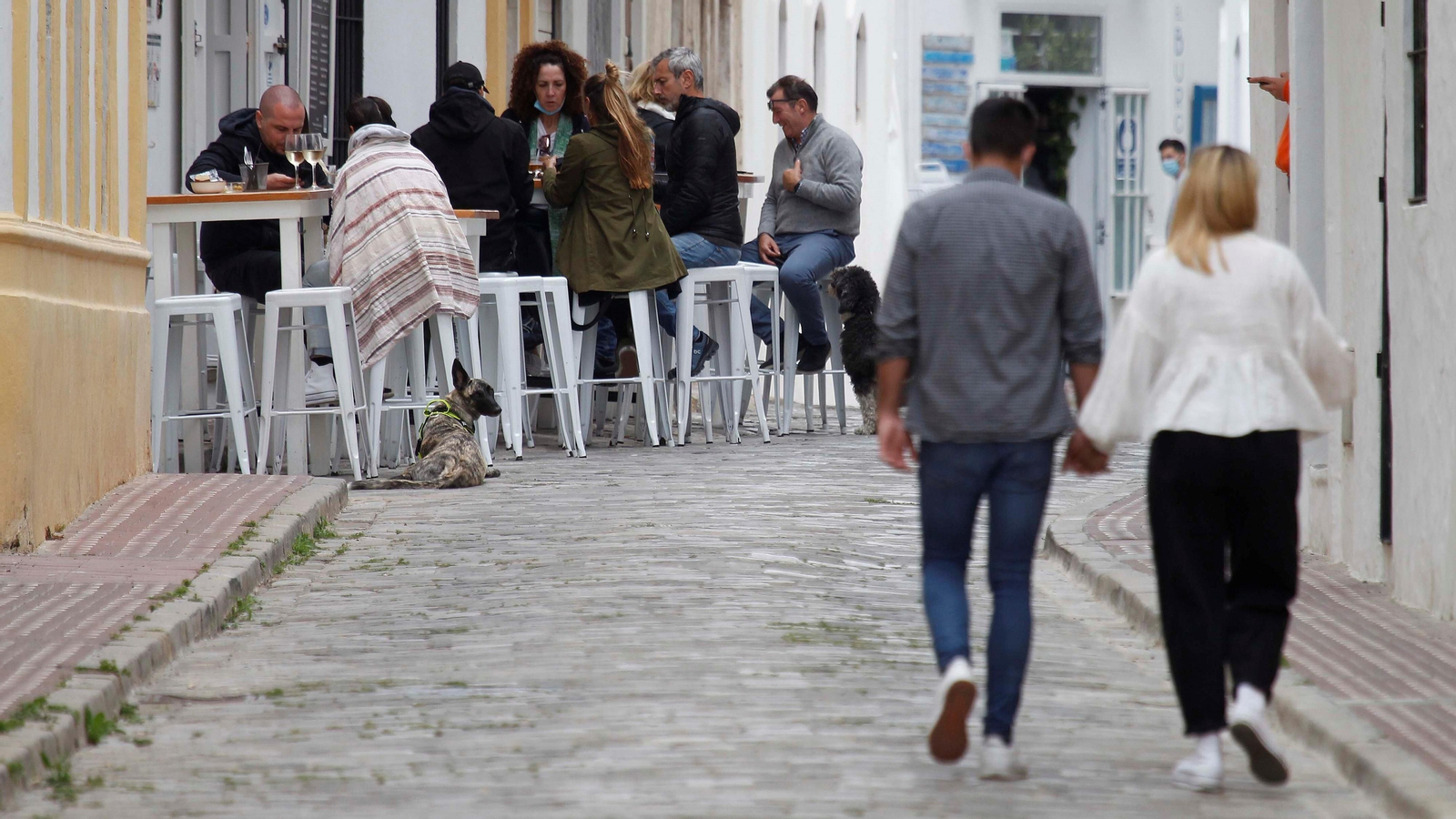 Los restaurantes de Tarifa se preparan para recibir visitantes de otras provincias.