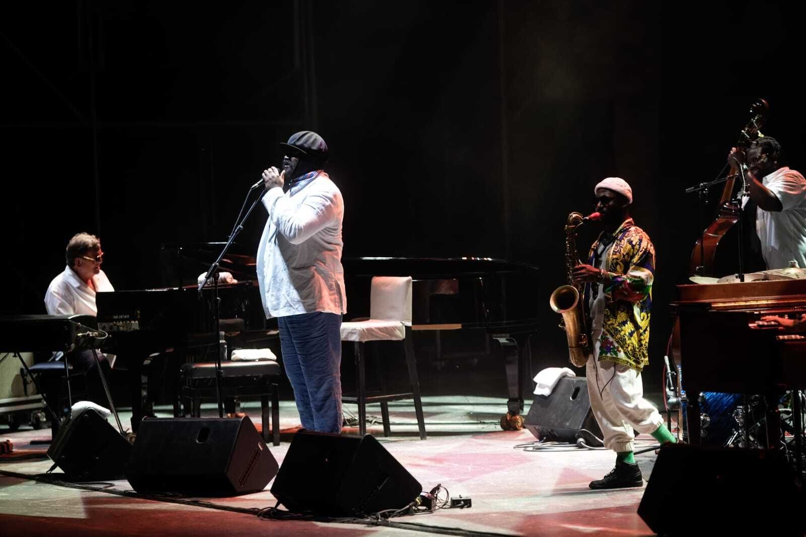 El concierto de Gregory Porter en el Festival de la Guitarra de Córdoba, en fotos