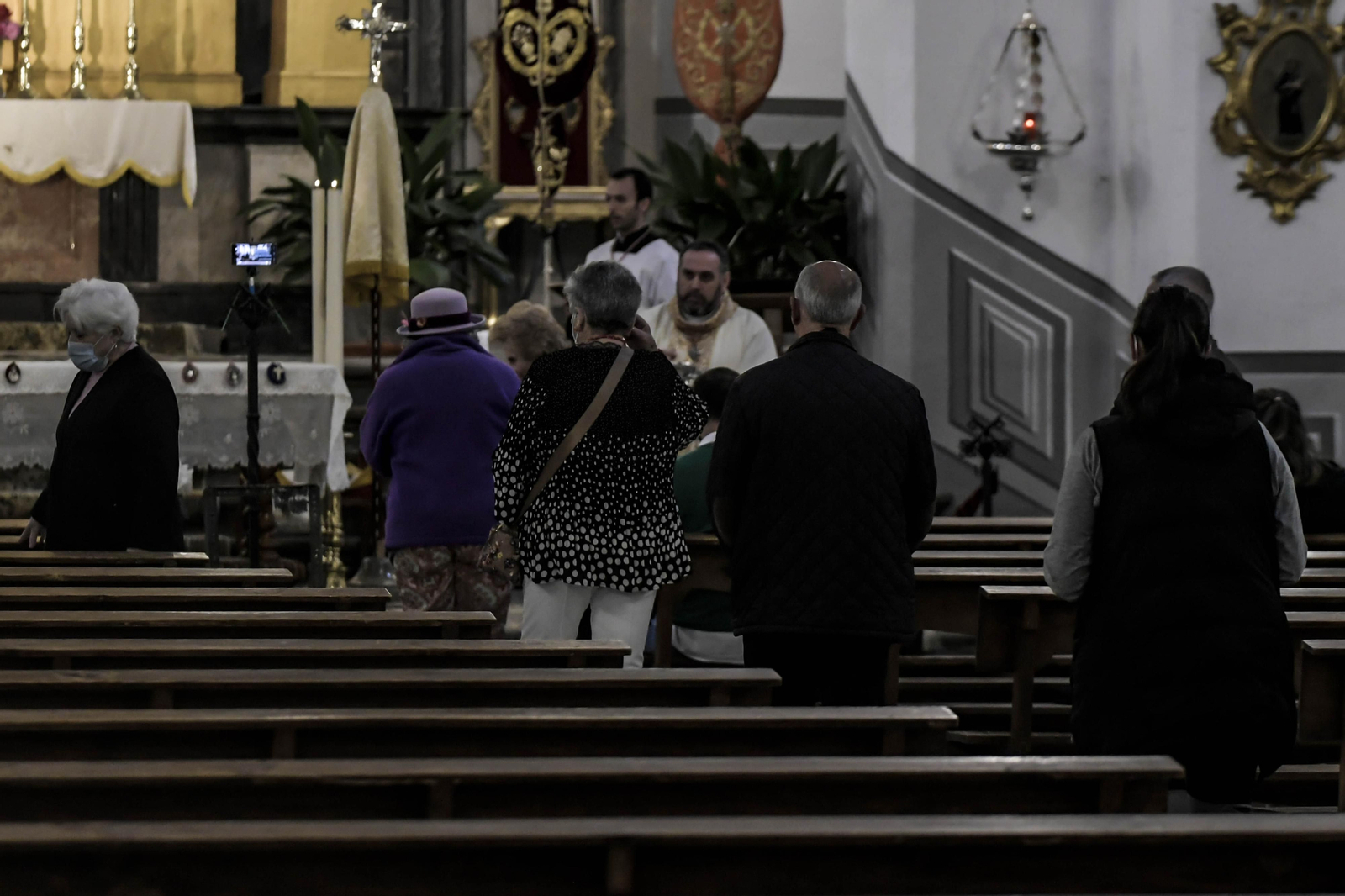 Imágenes de la última misa en Granada en fase 0