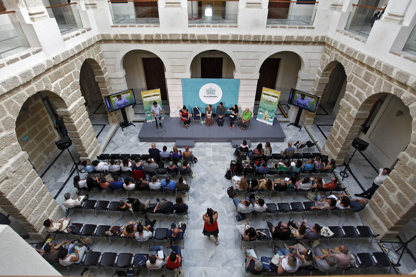 La Casa de Iberoamérica acoge desde ayer la presentación del II Encuentro Municipalista contra la Deuda Ilegítima y los Recortes.