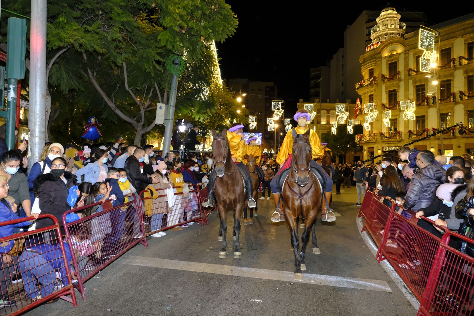 Fotogalería cabalgata de los Reyes Magos en Almería