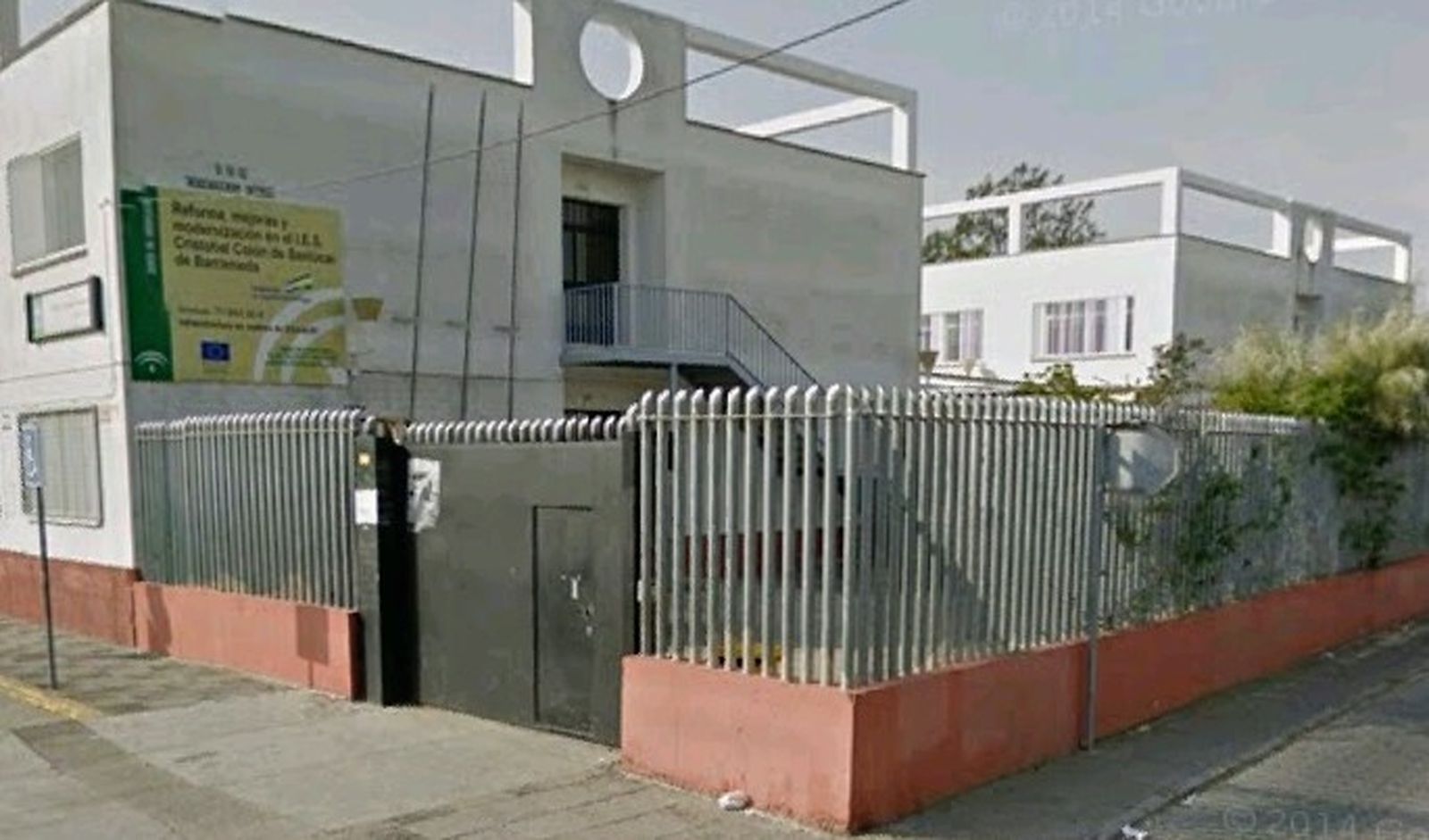 Imagen retrospectiva del instituto Cristóbal Colón de Sanlúcar.