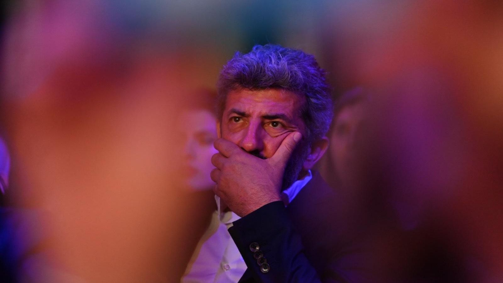 El cineasta, visiblemente emocionado, durante la ceremonia de entrega del galardón.