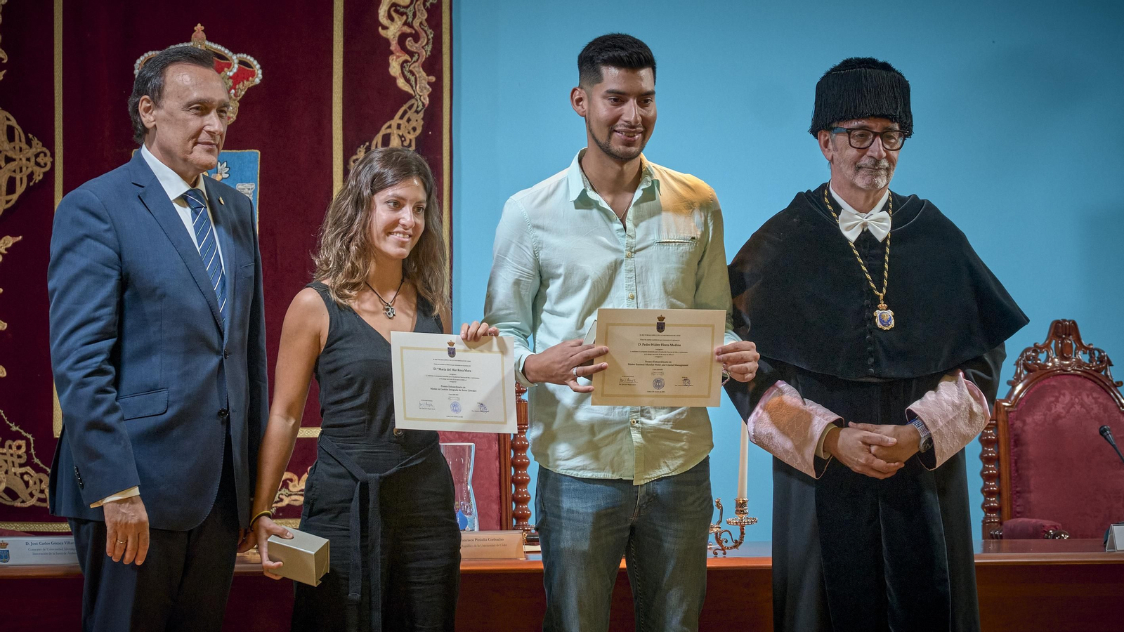 Entrega de premio extraordinarios de la UCA