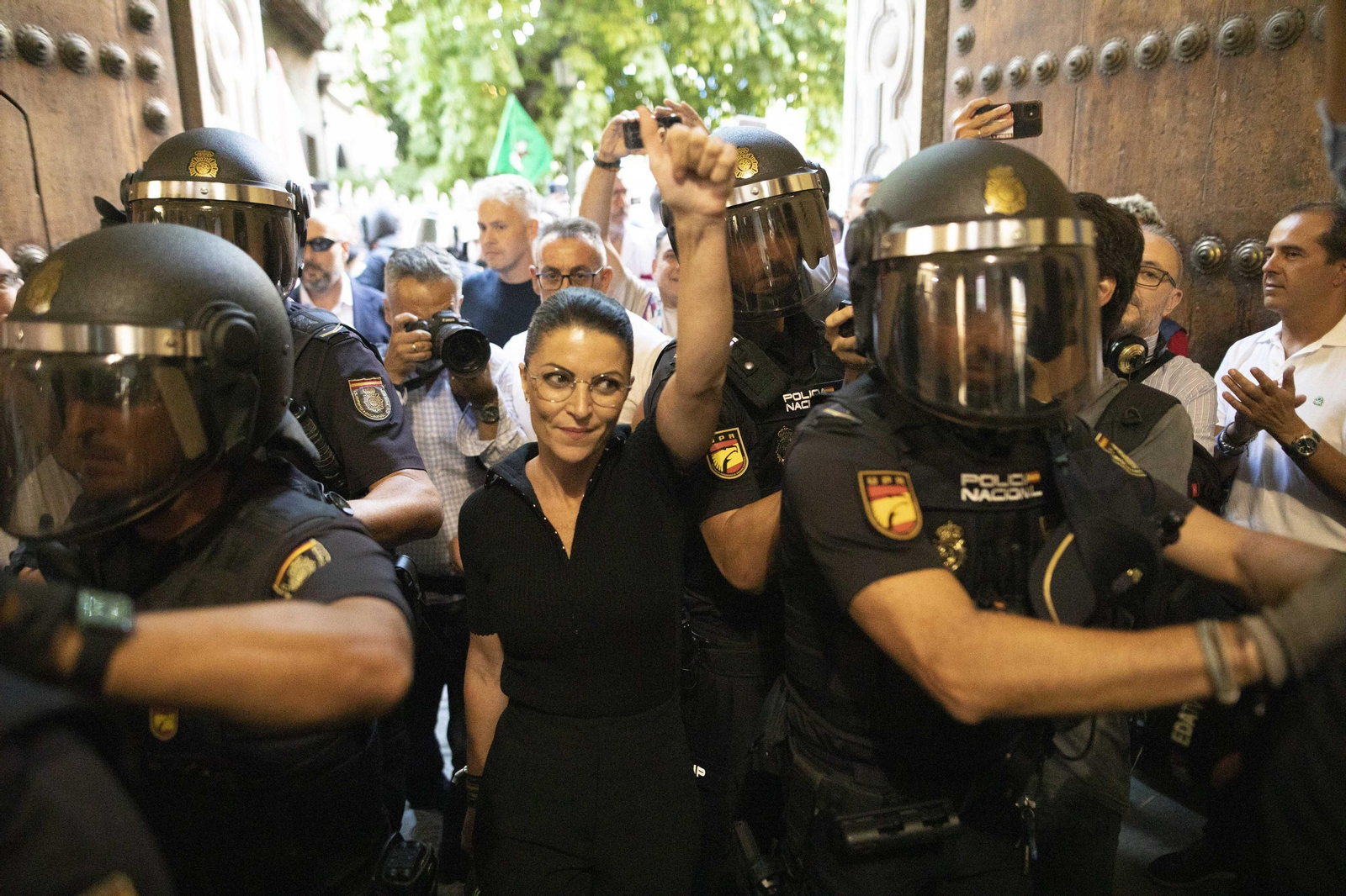 Macarena Olona, a su llegada a la Universidad de Granada para dar una conferencia