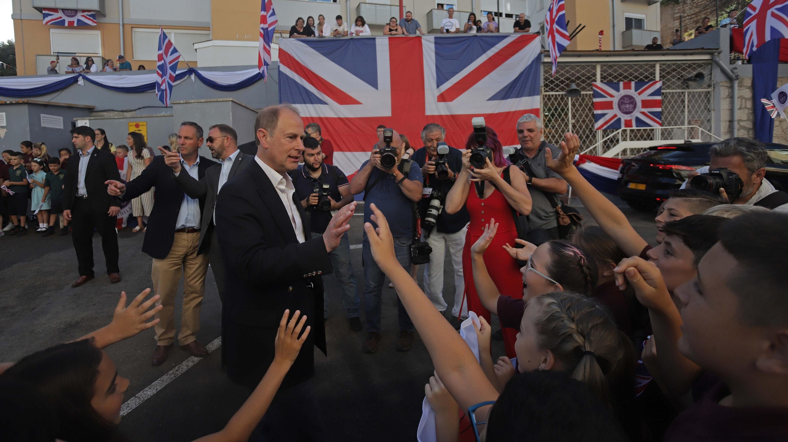 Fotos de la visita de los condes de Wessex a Morish Castle Estate en Gibraltar