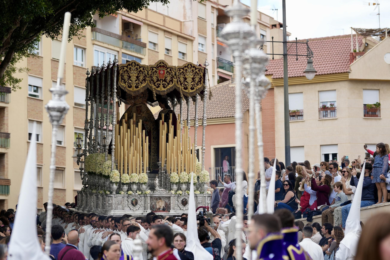 Humildad el Domingo de Ramos en Málaga, en imágenes