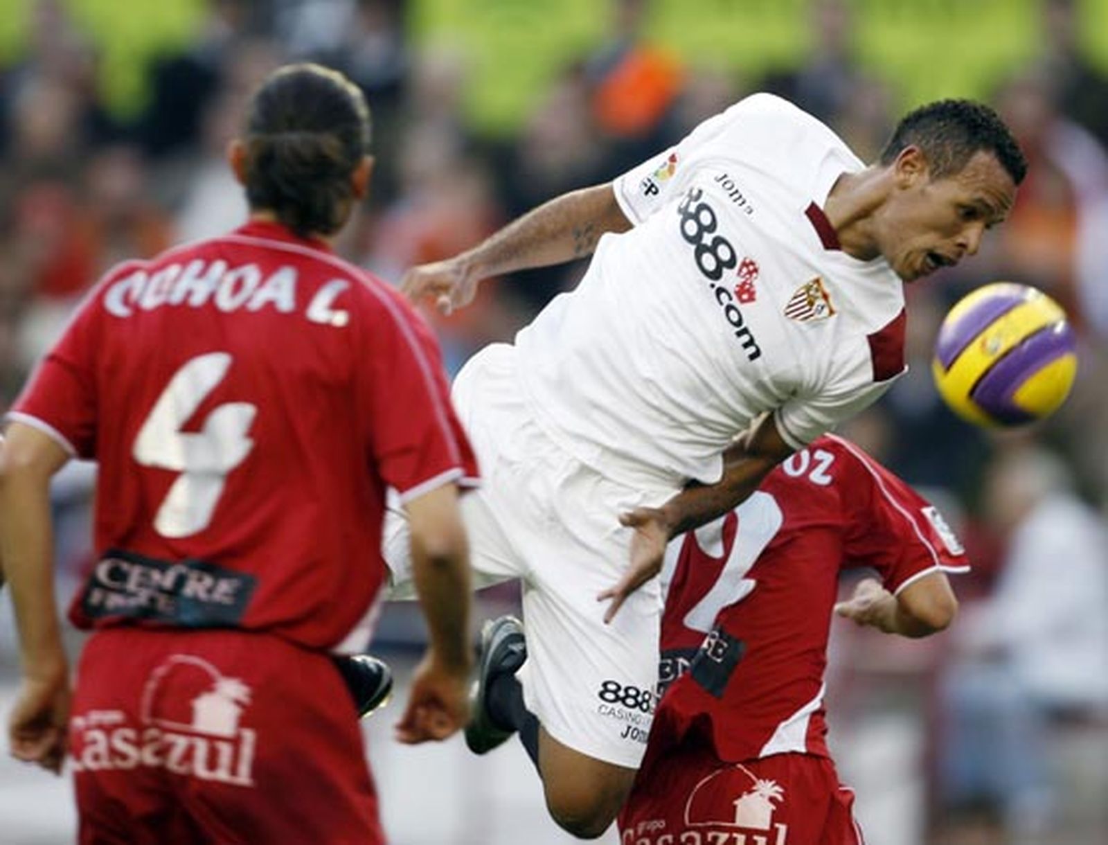 Luis Fabiano deja abierto el camino