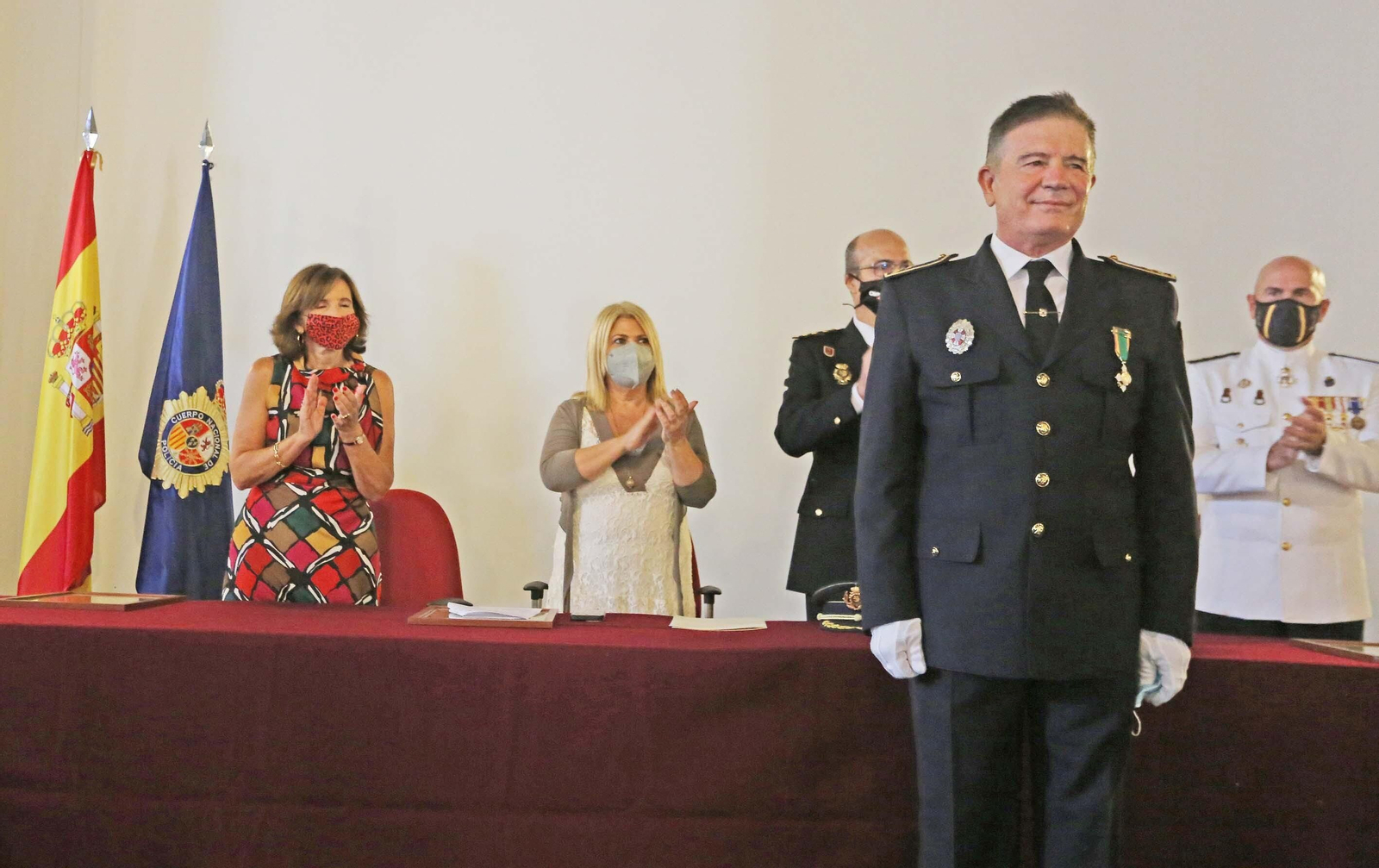 Imágenes de la celebración del patrón de la Policía Nacional