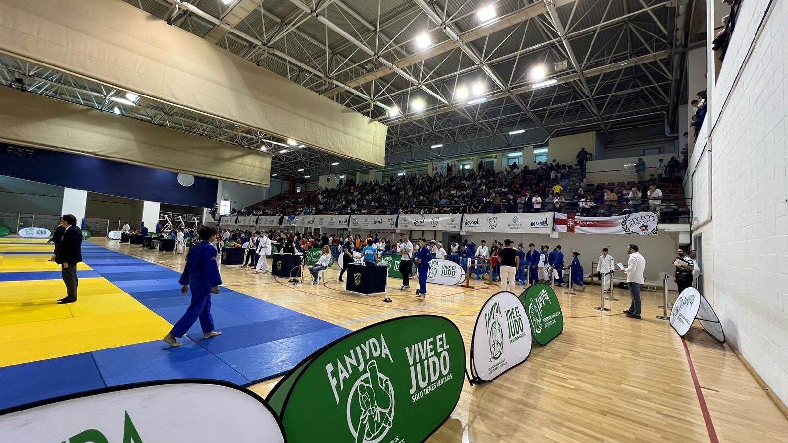 El Ciudad de Cádiz se llenó para ver el Campeonato de Andalucía de Judo