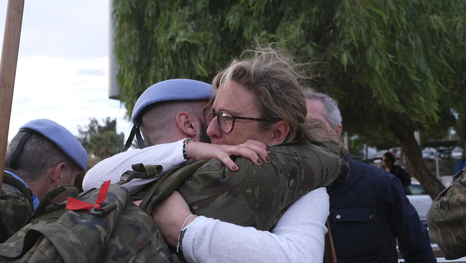 Imágenes de la salida del segundo contingente de La Legión con destino el Líbano