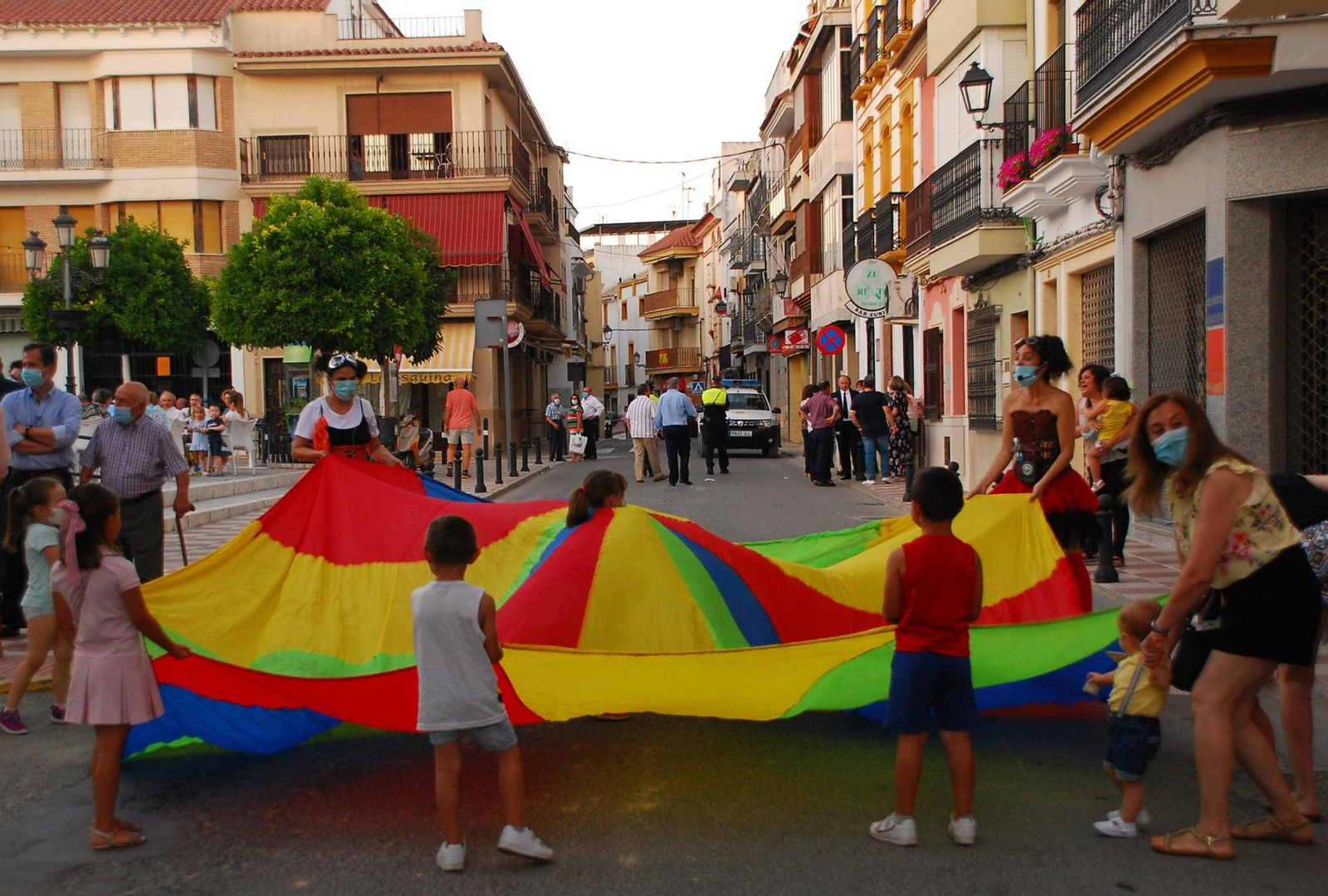 Inauguración de un espacio peatonal en Moriles.