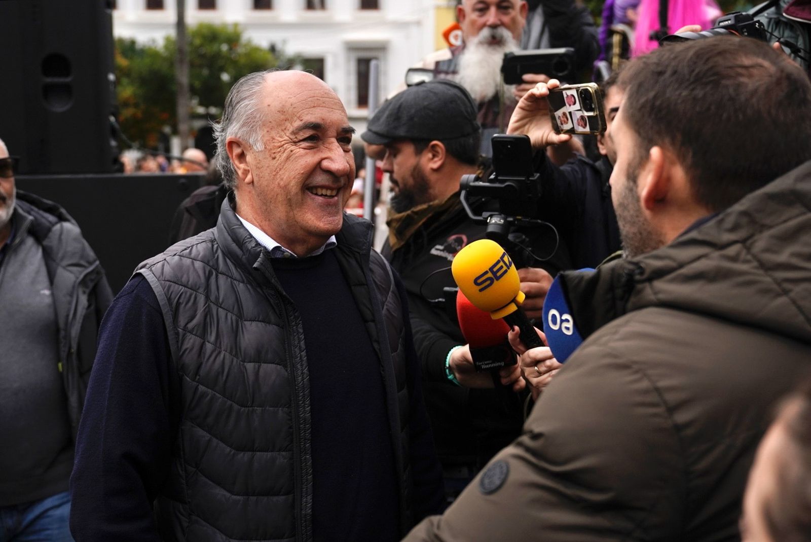 Fotos de las campanadas infantiles en la Plaza Alta de Algeciras