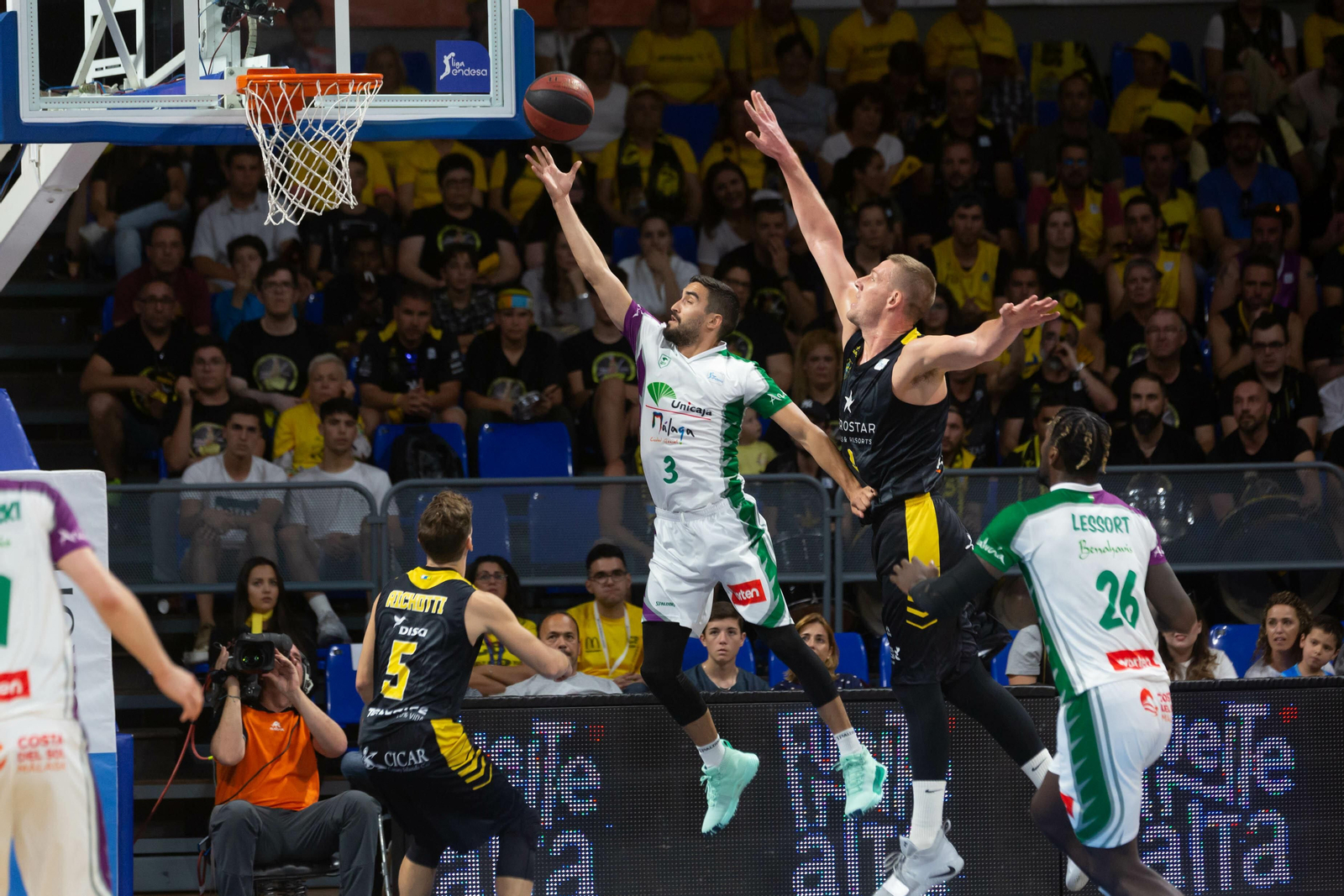 Las fotos del Iberostar Tenerife - Unicaja Baloncesto