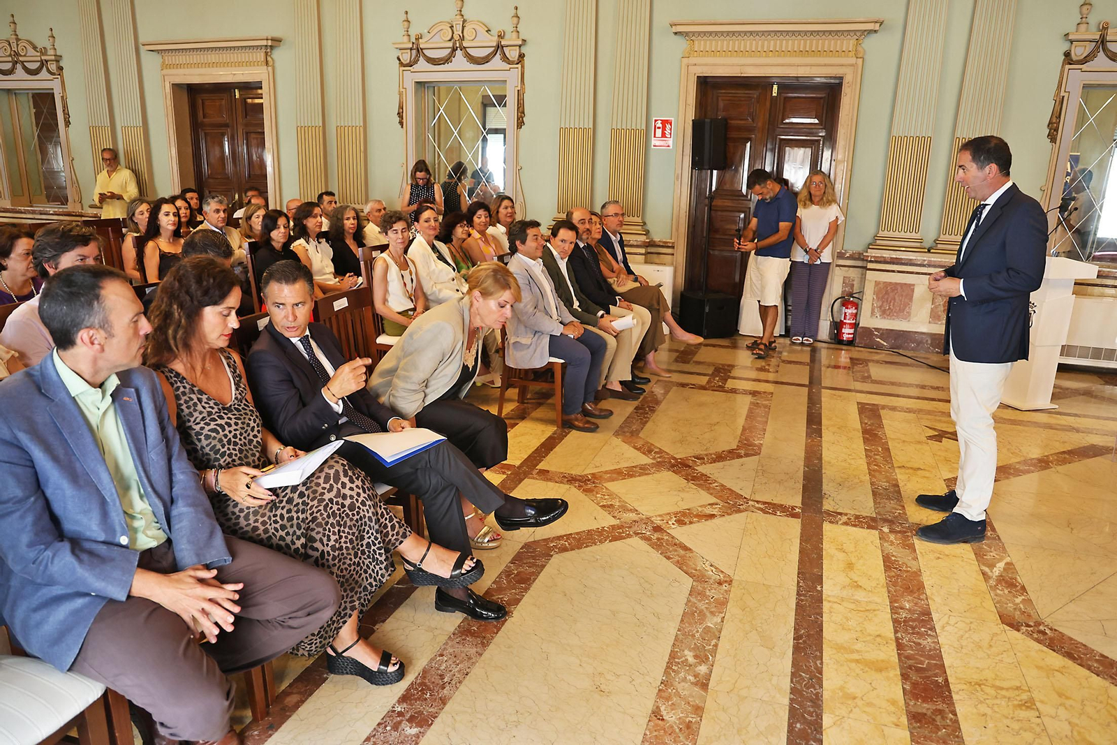 Imágenes de la presentación del Pacto Social por el Agua en Huelva