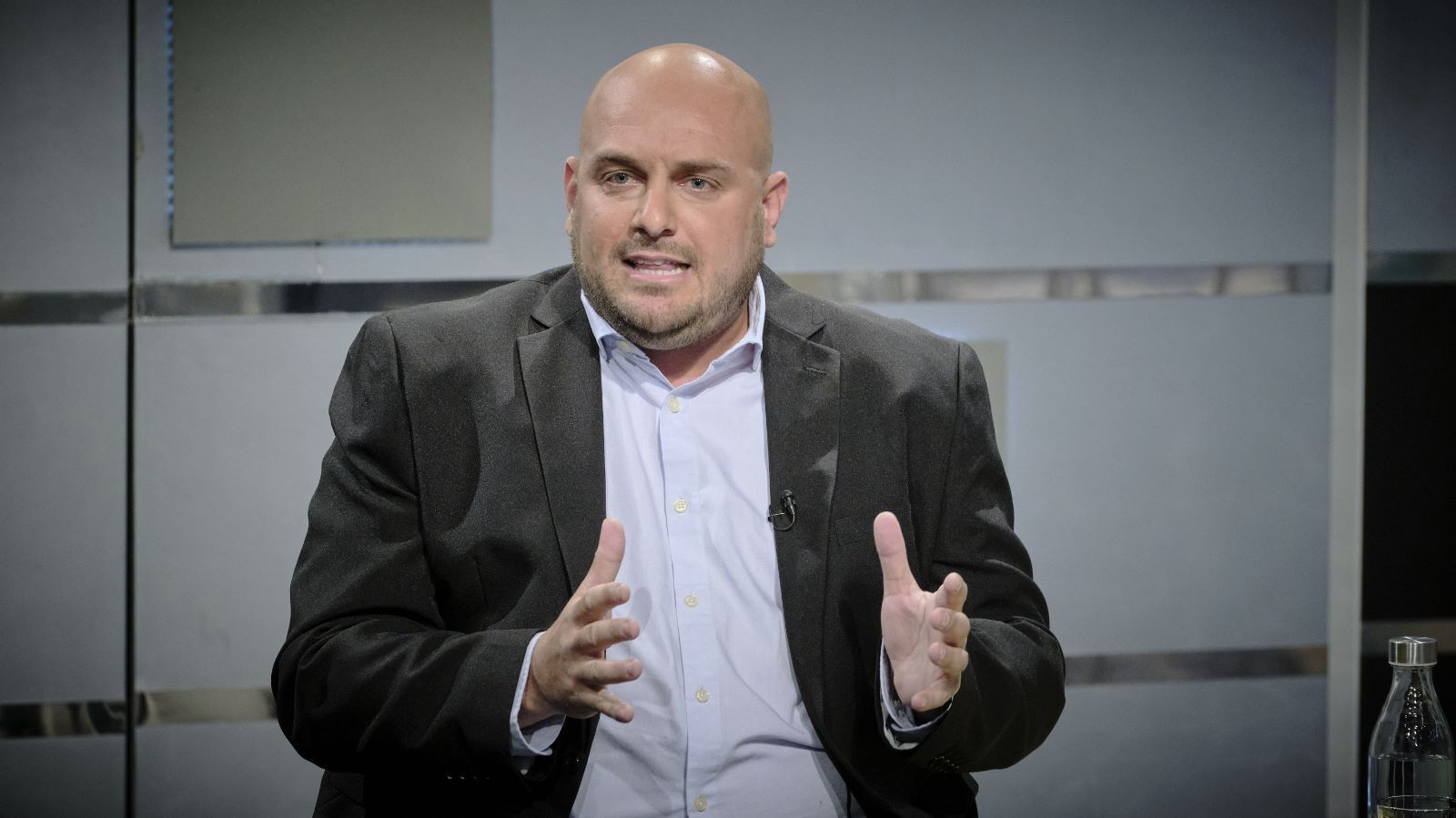 El debate de los candidatos a la alcaldía de Cádiz, en imágenes