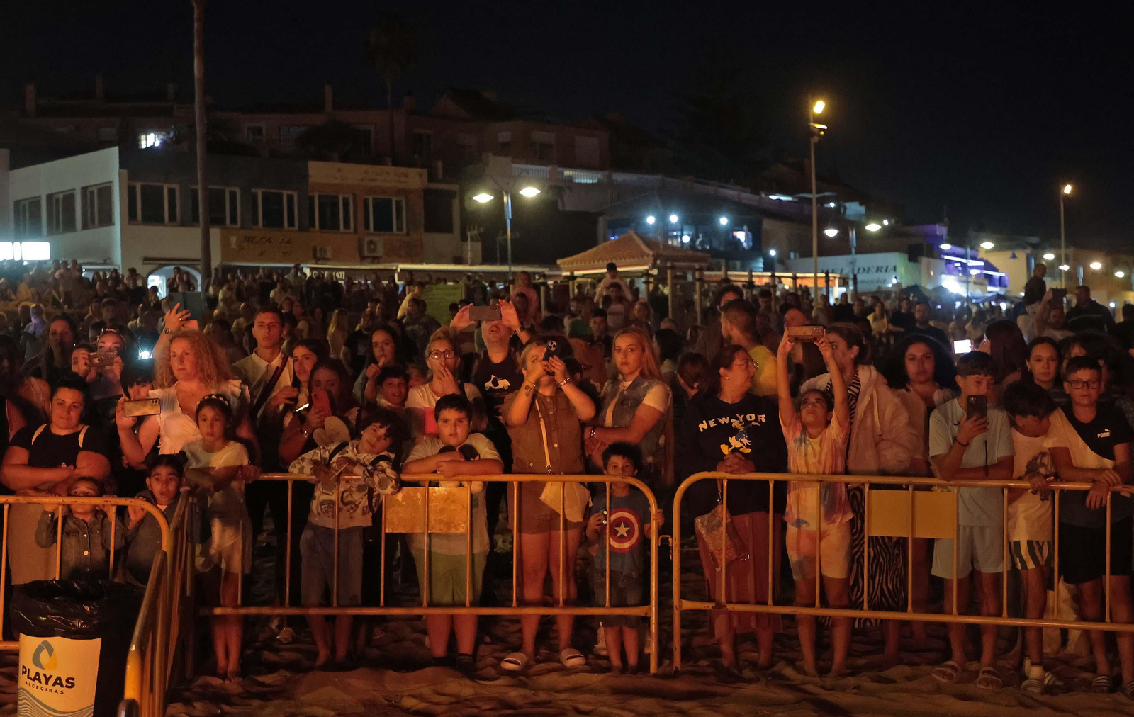 Fotos de la noche de San Juan en la playa de Getares