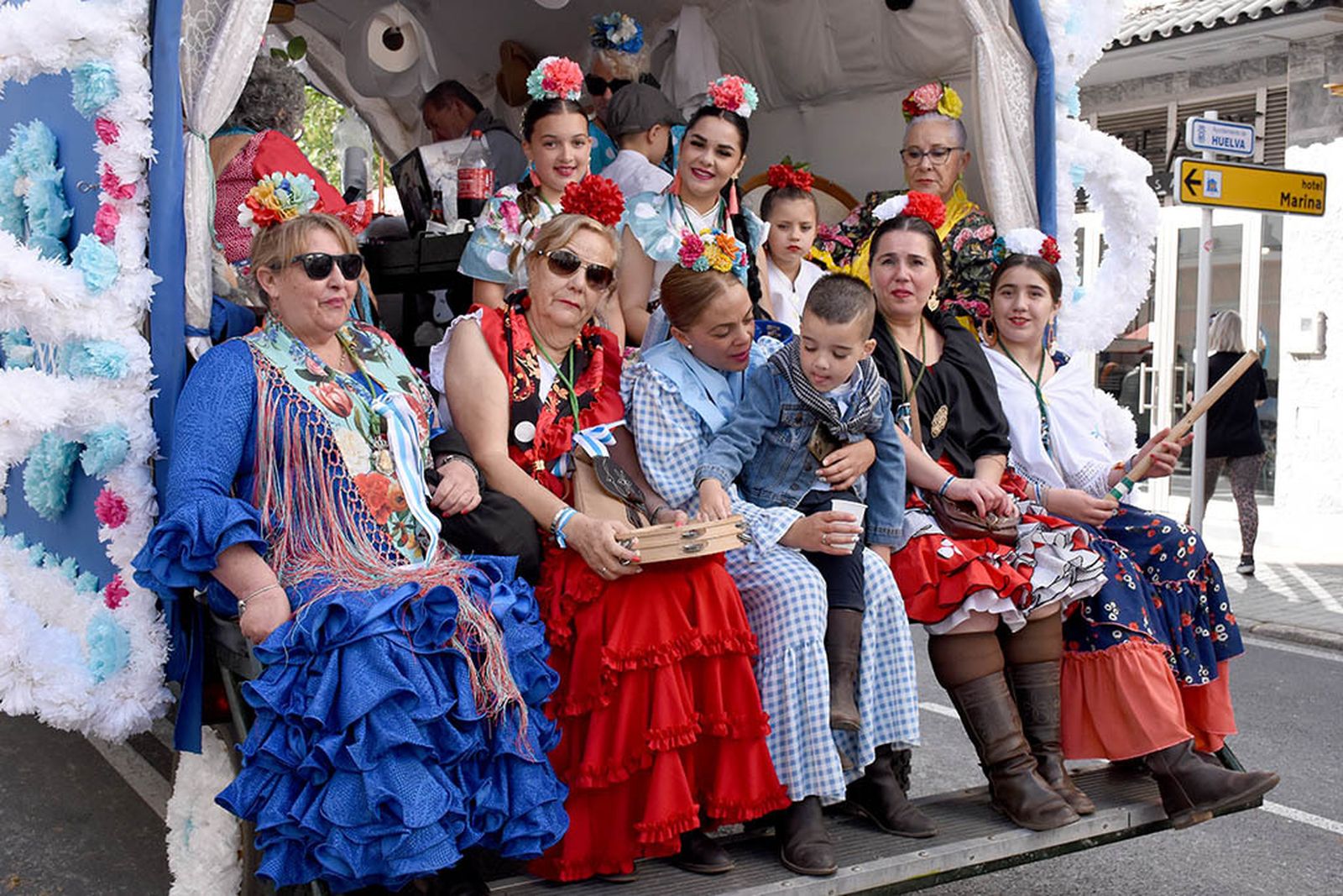 Imágenes de los carros de la Hermandad del Rocío de Huelva
