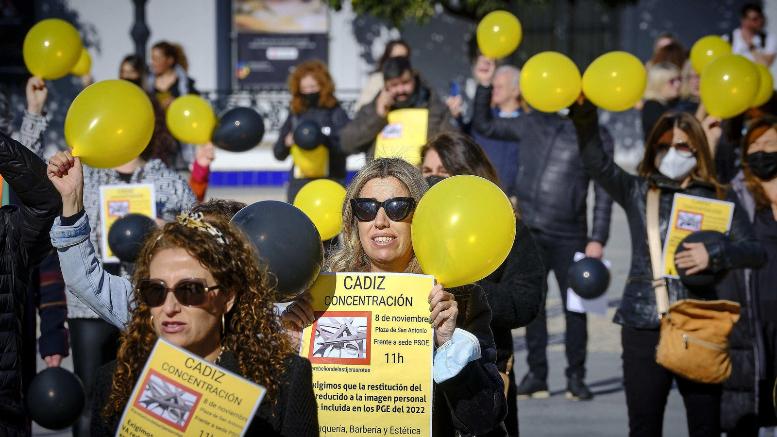 Peluqueros, peluqueras y estilistas contra la subida del IVA.