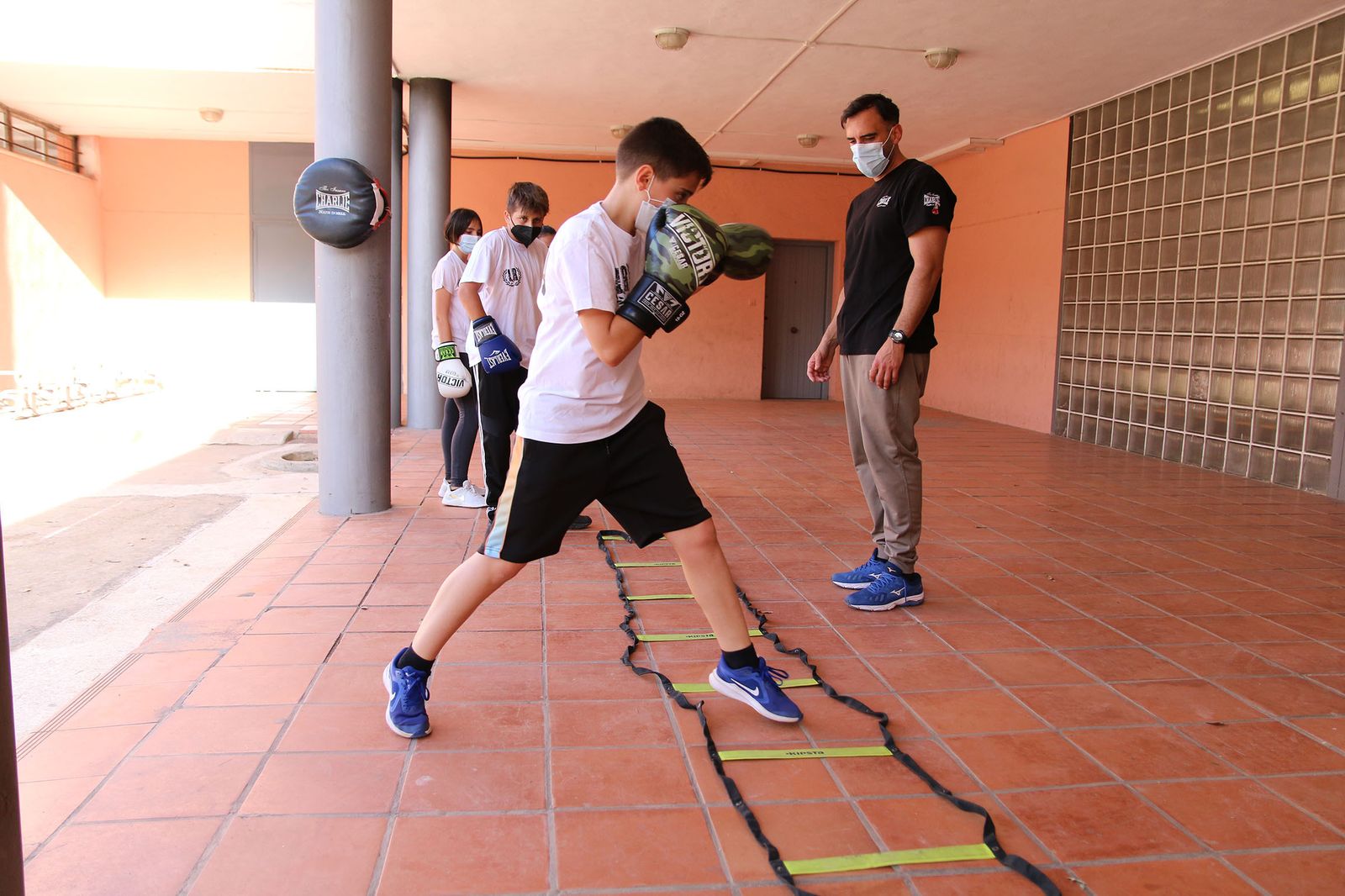 Fotogalería del entrenamiento del Almería Boxing.