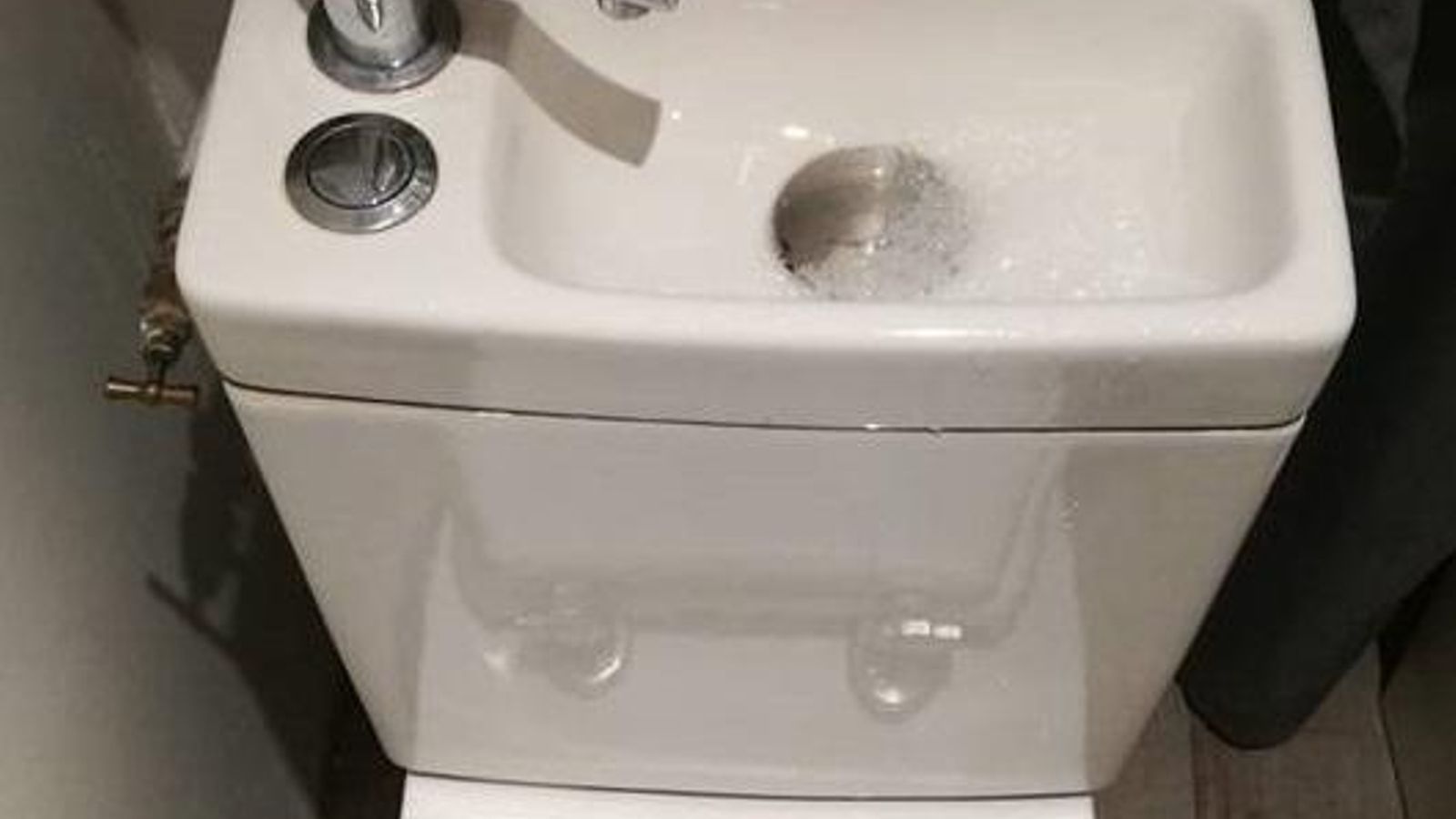 Lavabo cisterna en París