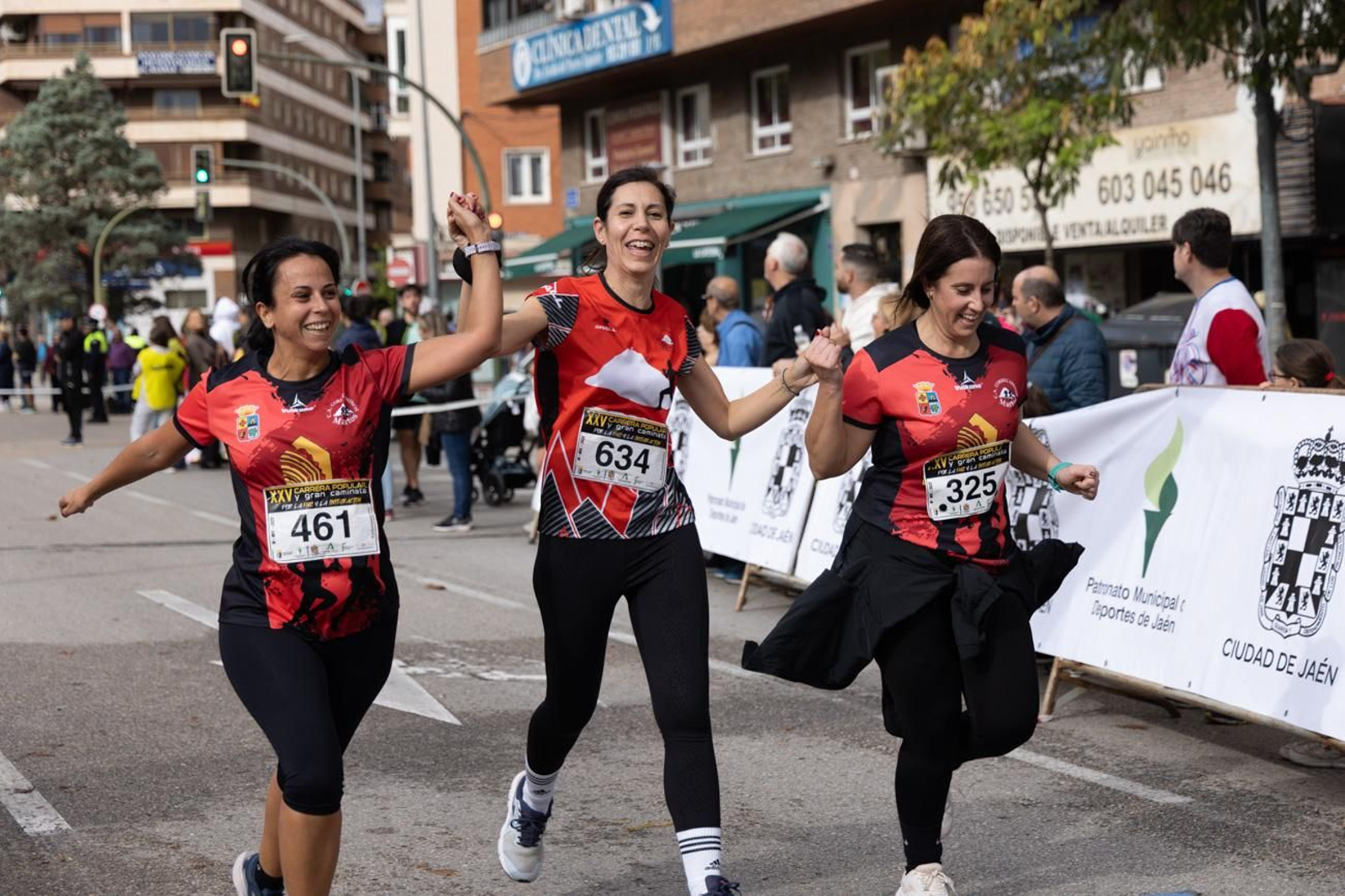 Atletismo por la paz y la integración en la XXV Carrera y Caminata del IES Santa Catalina de Alejandría (II)