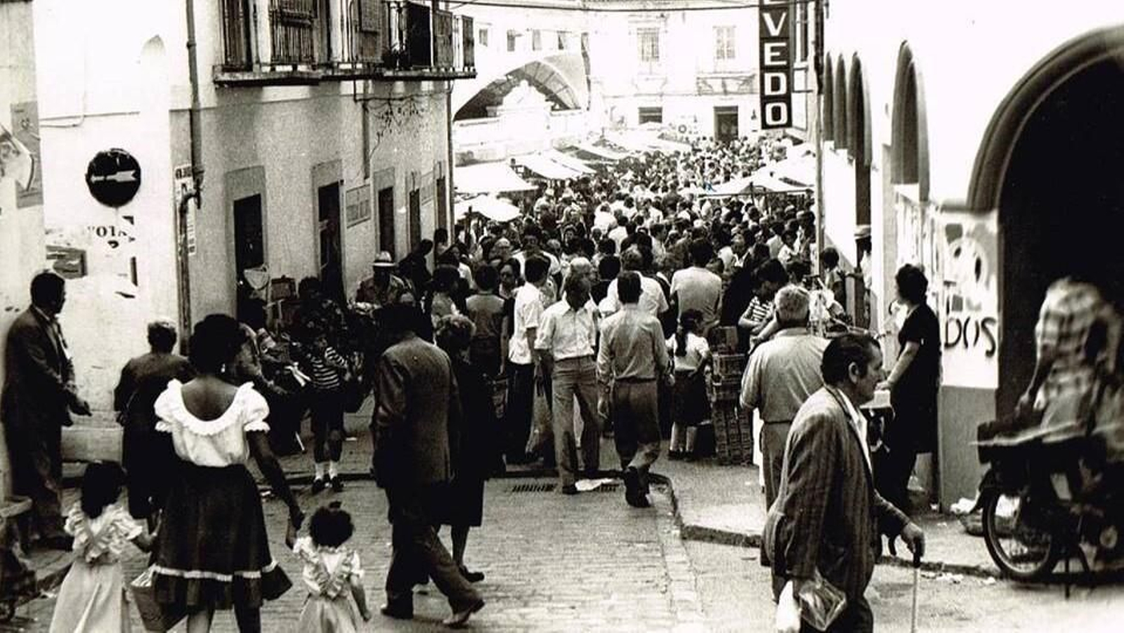 Embocadura de la calle Sacramento.