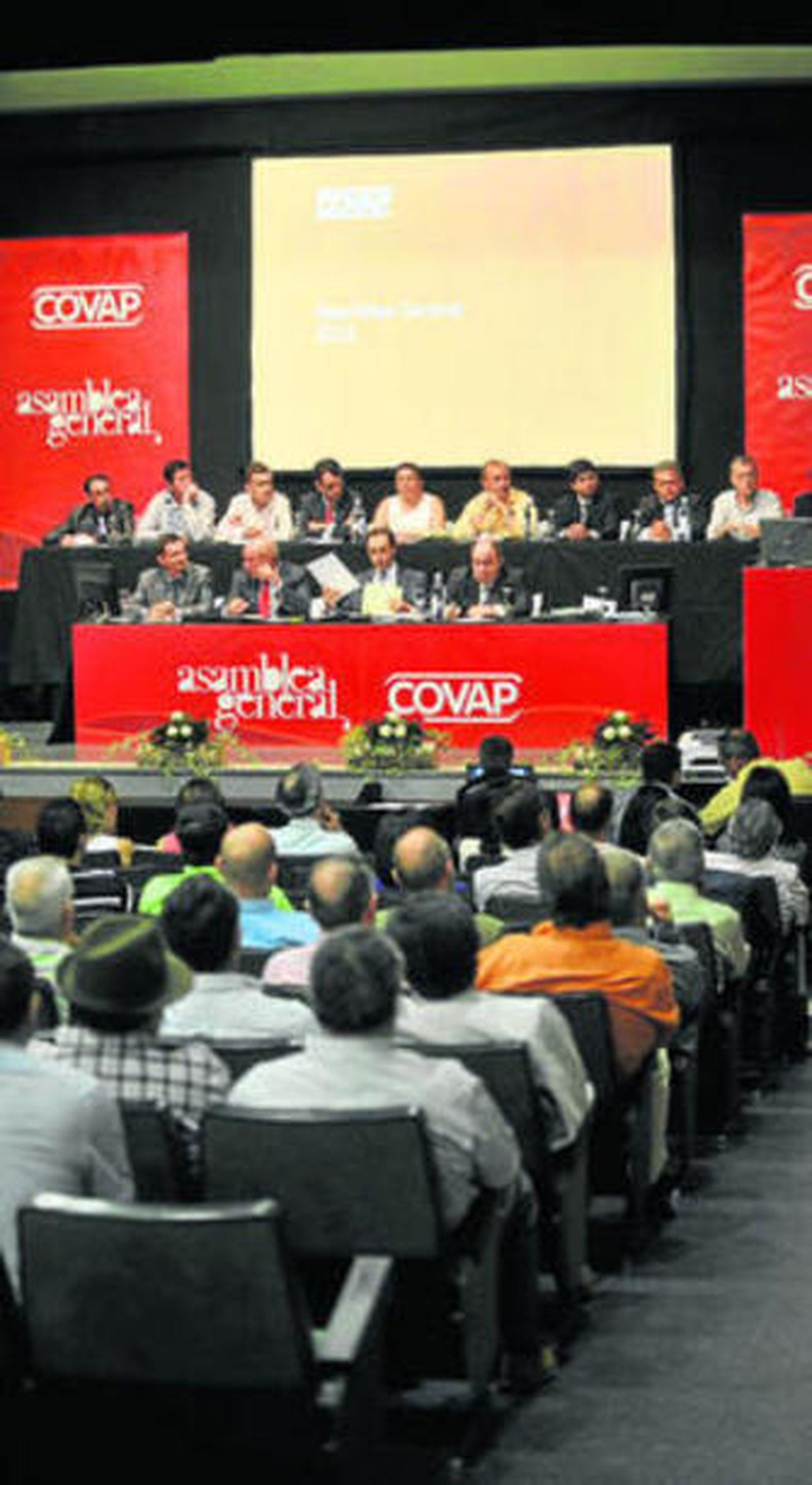 La asamblea de Covap celebrada en junio del pasado año en Pozoblanco.
