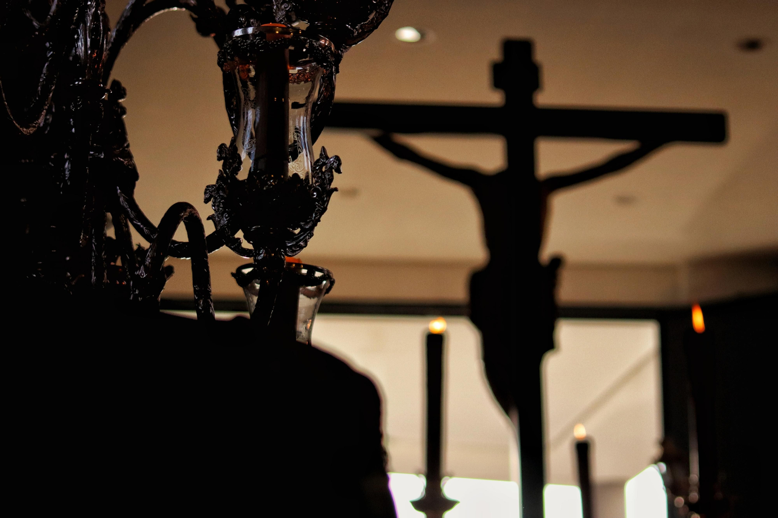 Fusionadas en su procesión del Miércoles Santo en Málaga, en fotos