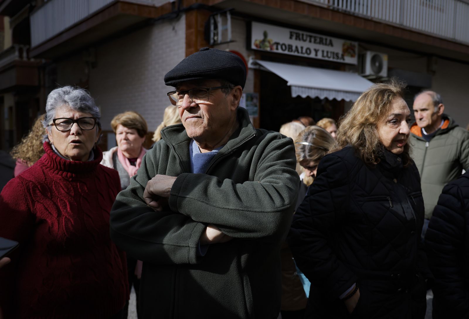 Vecinos de Palmete protestan por el corte continuado de la luz, todas las fotos