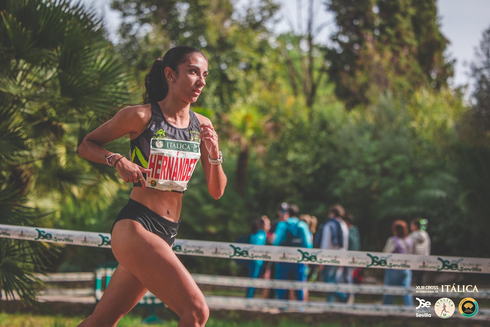 Búscate en las fotos del Cross de Itálica 2025 | 11