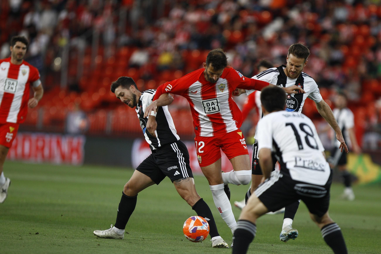 U.D. Almería-Racing Club Ferrol, en imágenes