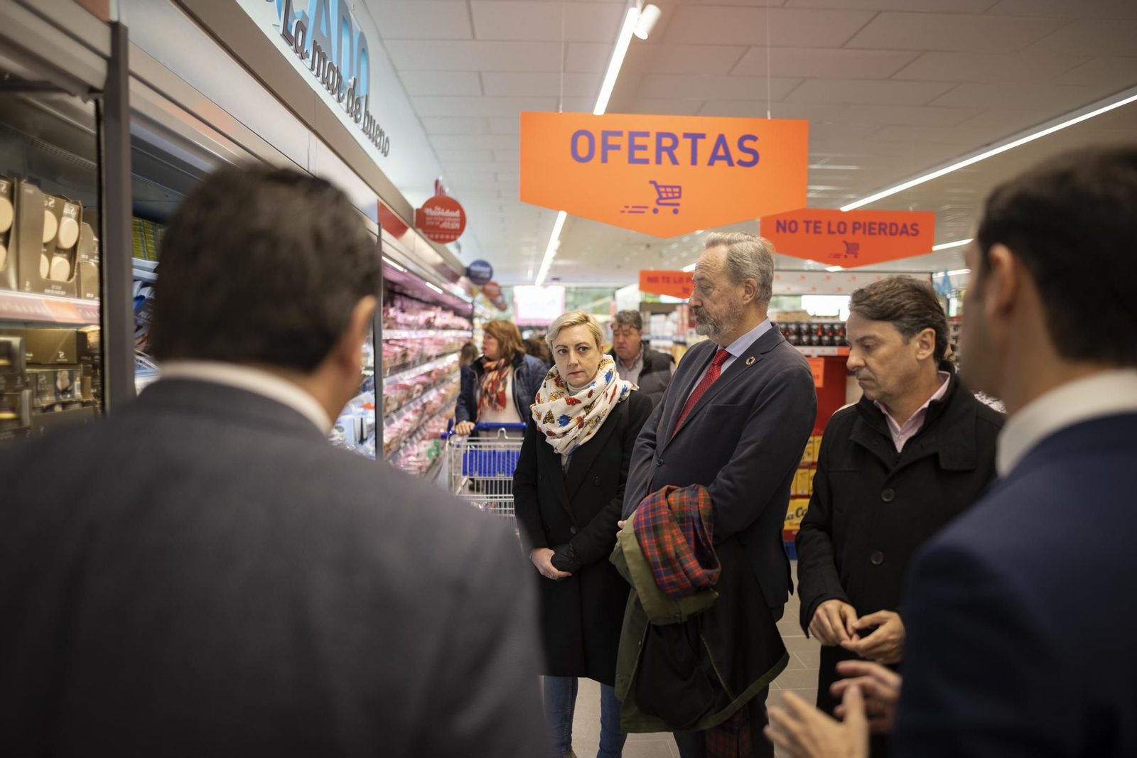 Imágenes de la inauguración del nuevo ALDI en la avenida de Andalucía