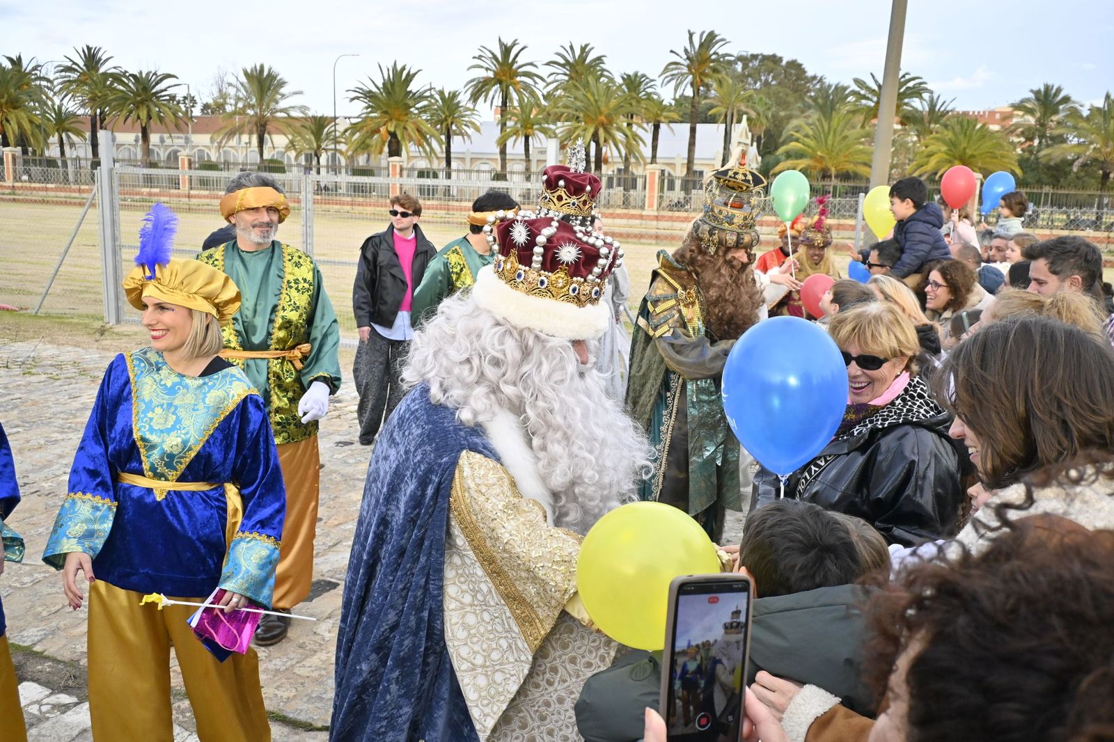Las mejores fotografías de la llegada de los Reyes Magos a Huelva