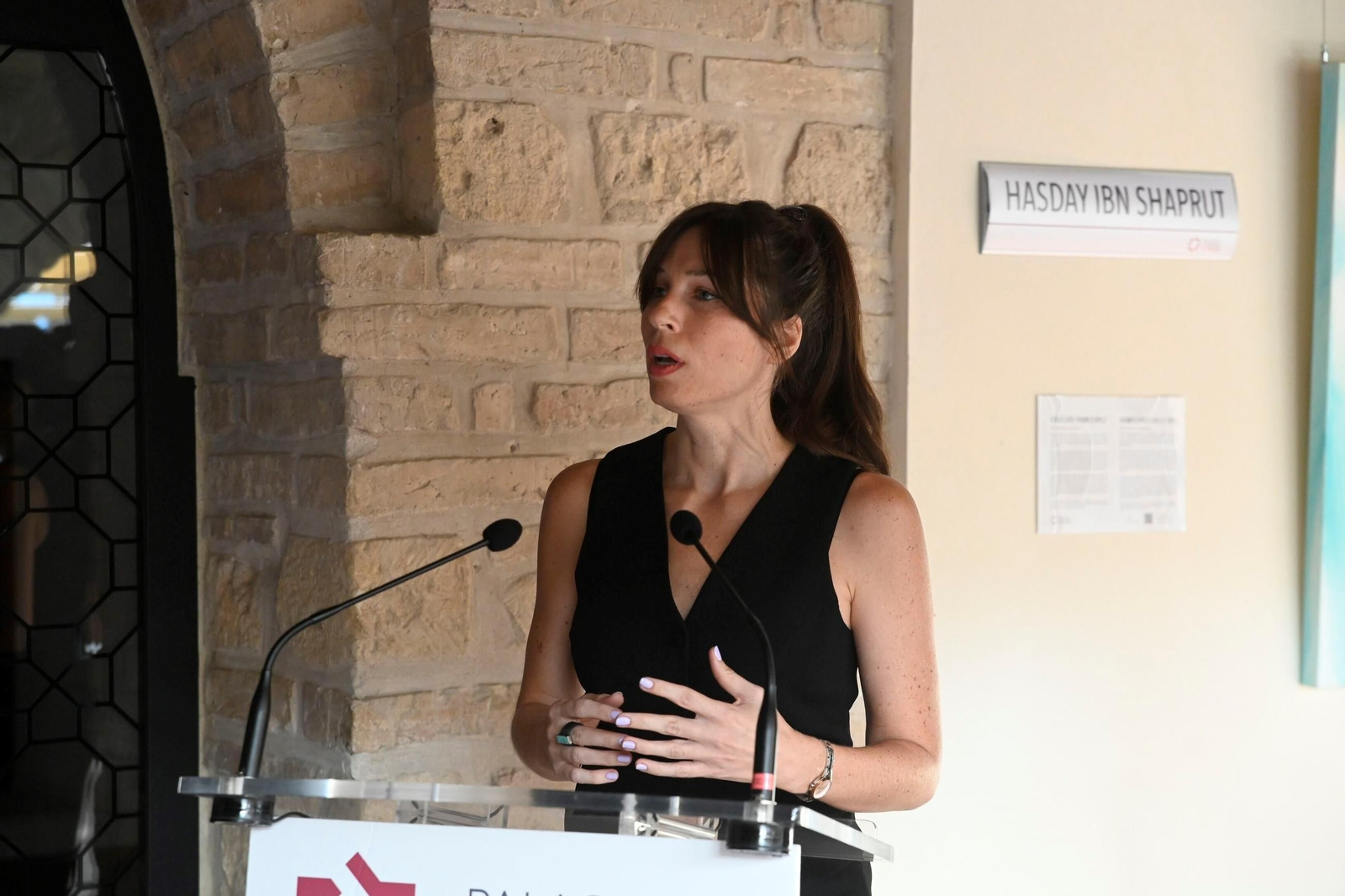 Las imágenes de la exposición 'Reflejos del Inconsciente', de la artista cordobesa Natalia Revelles